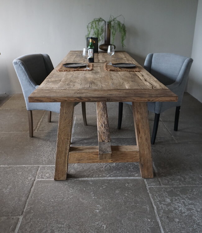 Rene Houtman Oud Eikenhouten Tafel | L300 x B99 x D79,5 cm