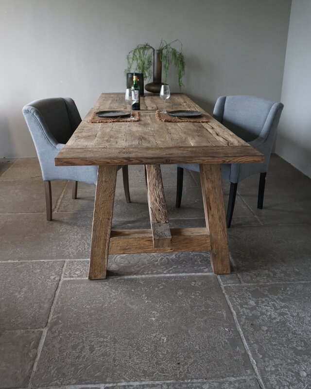 Rene Houtman Oud Eikenhouten Tafel | L300 x B99 x D79,5 cm