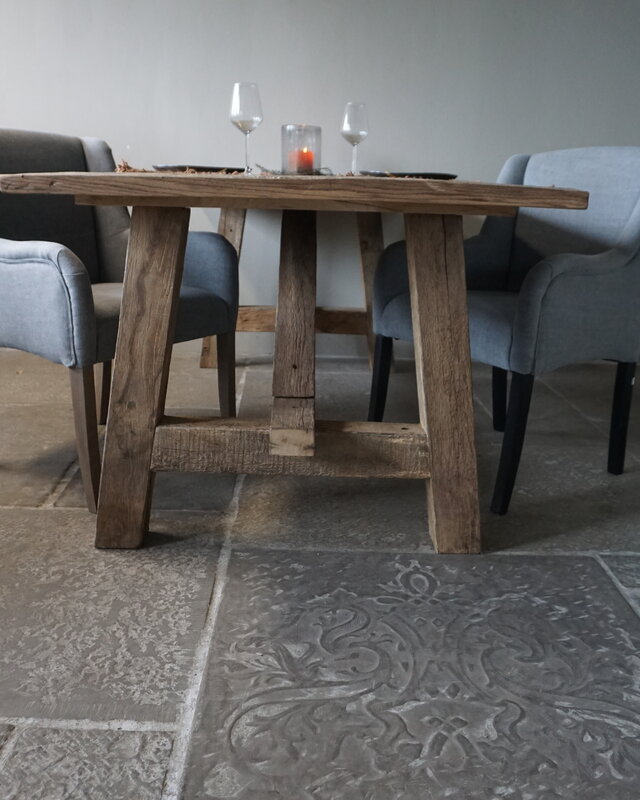 Rene Houtman Oud Eikenhouten Tafel | L220 x B100 x D78 cm