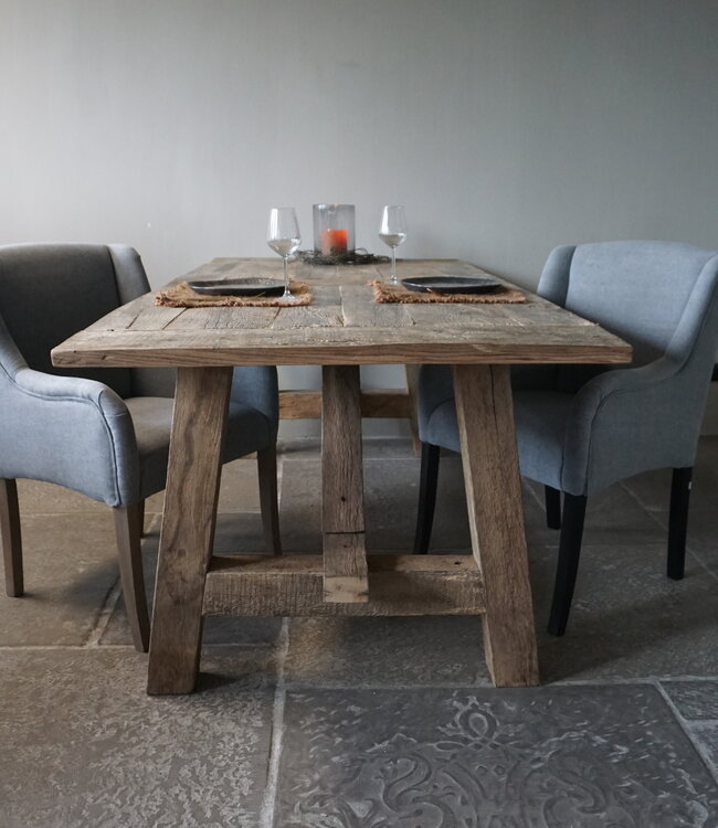 Rene Houtman Oud Eikenhouten Tafel | L220 x B100 x D78 cm