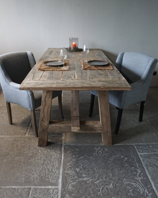 Rene Houtman Oud Eikenhouten Tafel | L220 x B100 x D78 cm