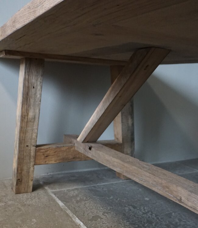 Rene Houtman Oud Eikenhouten Tafel | L220 x B100 x D78 cm