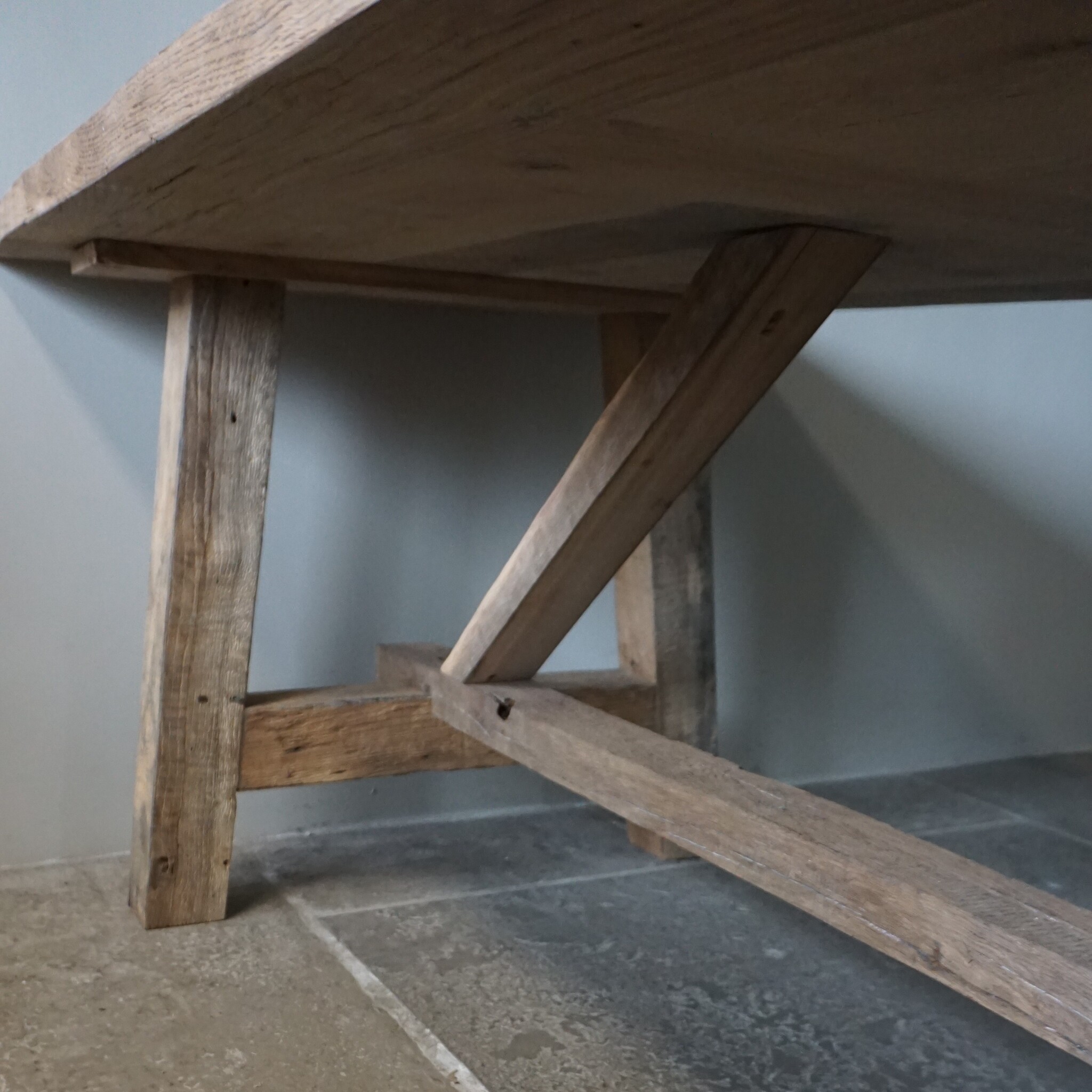 Rene Houtman Oud Eikenhouten Tafel | L220 x B100 x D78 cm