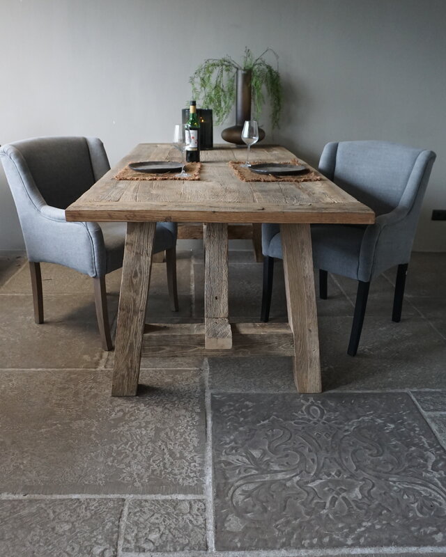 Rene Houtman Oud Eikenhouten Tafel | L220 x B99 x D79 cm