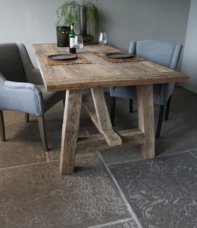Rene Houtman Oud Eikenhouten Tafel | L220 x B99 x D79 cm