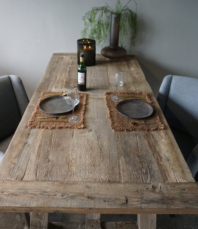 Rene Houtman Oud Eikenhouten Tafel | L220 x B99 x D79 cm