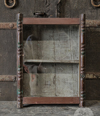 Be-Uniq Oud Hangvitrine Kastje | India | H40xB30xD10 cm