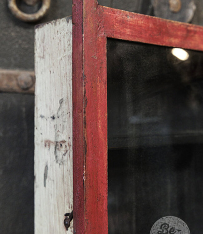 Be-Uniq Oud Hangvitrine Kastje | India | H46xB31xD10 cm