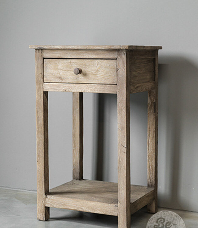 Be-Uniq Unieke Bijzettafel | Rustiek Verweerd | H76xB46xD38 cm
