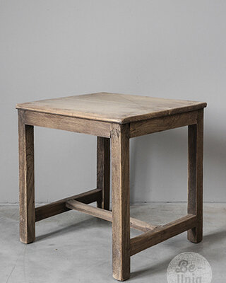 Be-Uniq Oude Bijzettafel | Rustiek Verweerd | H46xB45xD39 cm