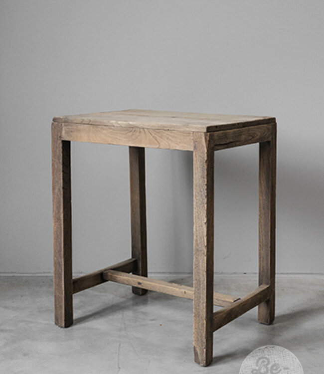 Be-Uniq Oude Bijzettafel | Rustiek Verweerd | H56xB45xD35 cm