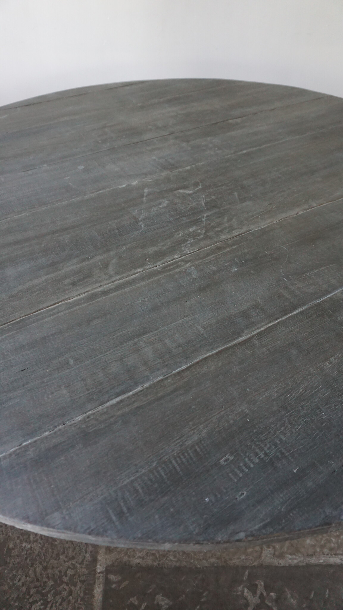 Rene Houtman Eetkamertafel | Rond | Vergrijsd | H79 x D150 cm
