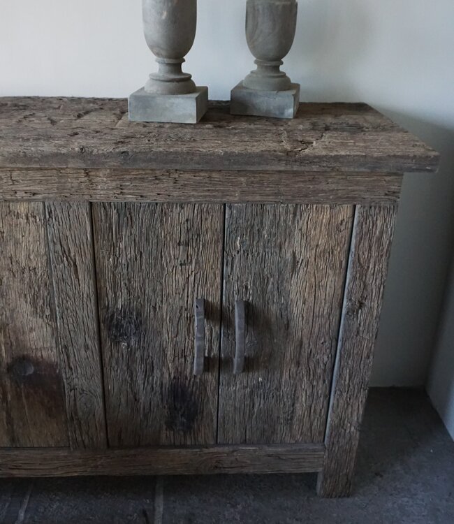 Rene Houtman Dressoir Old Farm | Oud Eiken Geborsteld | Kies Maat