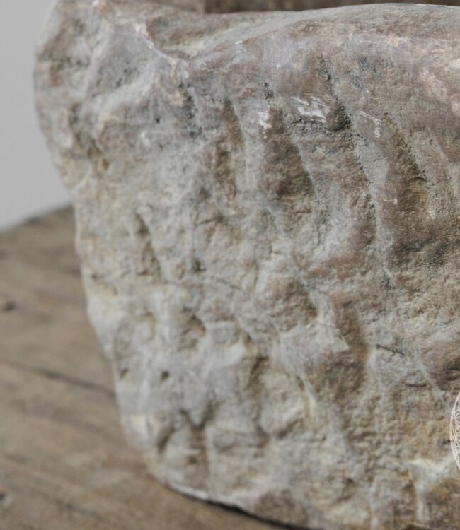 Be-Uniq Unieke Oude Wasbak | India | H22 x B46 x D45 cm