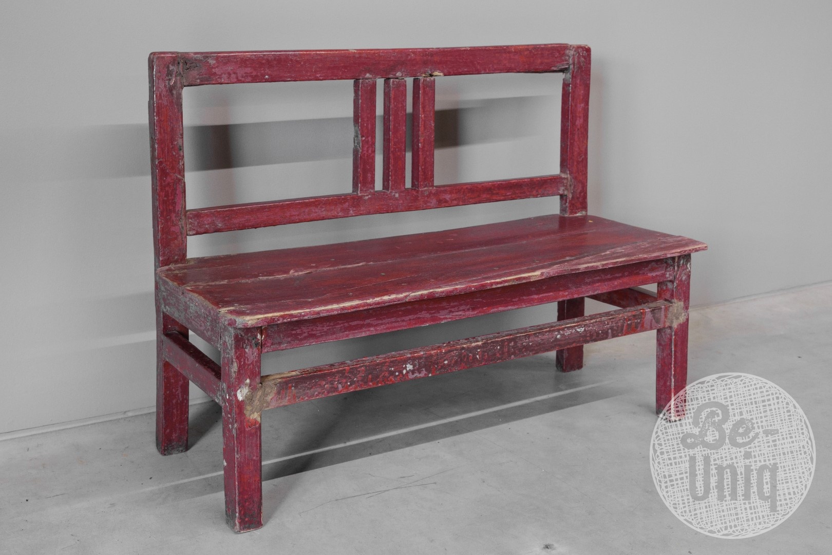 Be-Uniq Origineel Oud Schoolbankje | Rood | H58xB78xD30 cm