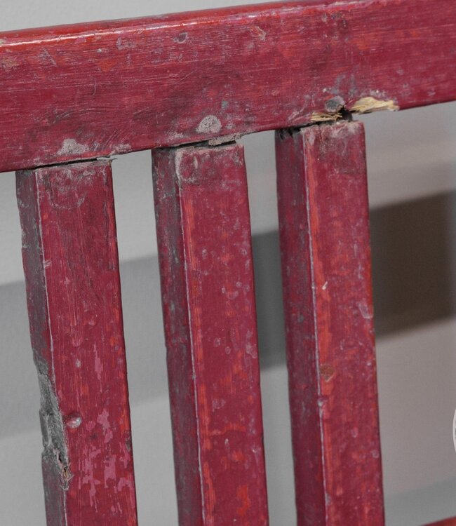 Be-Uniq Origineel Oud Schoolbankje | Rood | H58xB78xD30 cm