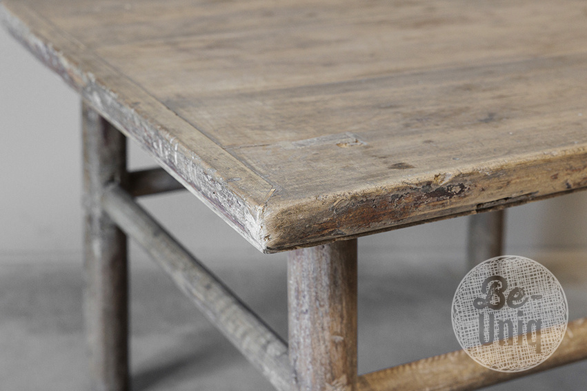 Be-Uniq Oude Bijzettafel | China | H48xB69xD65 cm