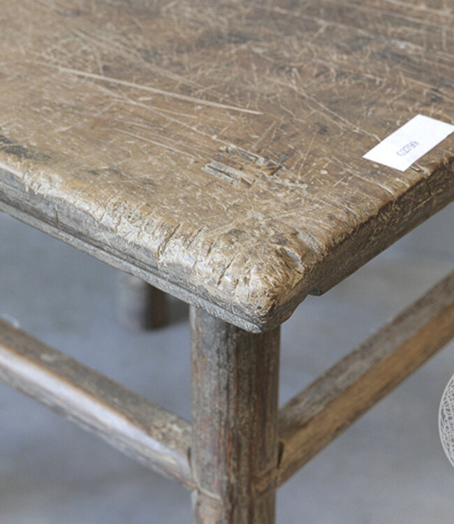 Be-Uniq Oude Bijzettafel | China | H48xB49xD52 cm