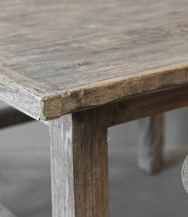 Be-Uniq Oude Bijzettafel | China | H50xB69xD67 cm