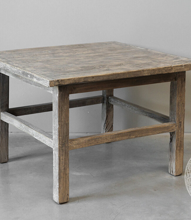 Be-Uniq Oude Bijzettafel | China | H50xB69xD67 cm