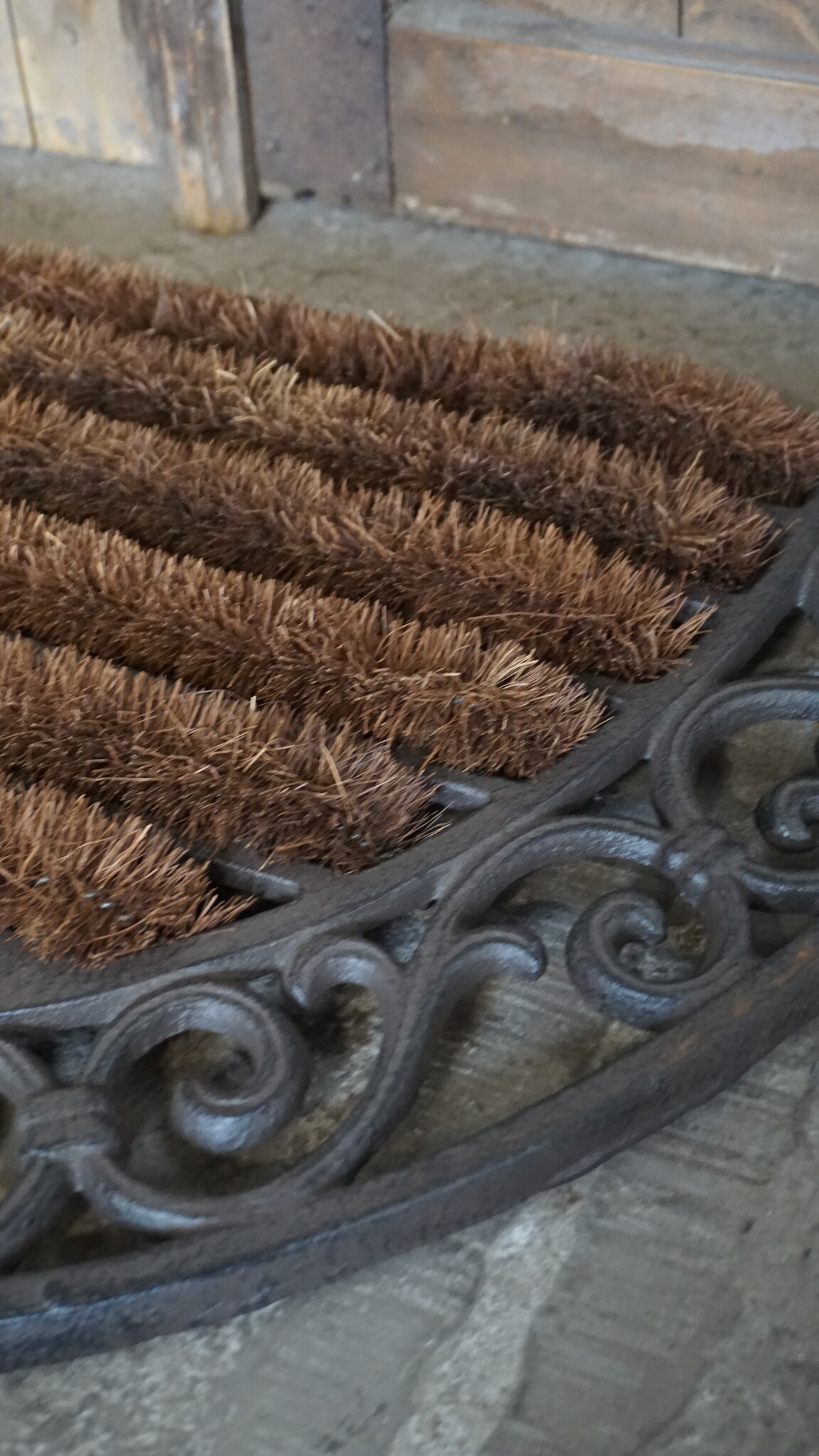 Rene Houtman Deurmat | Gietijzer Ornamentaal | H38 x B65 cm