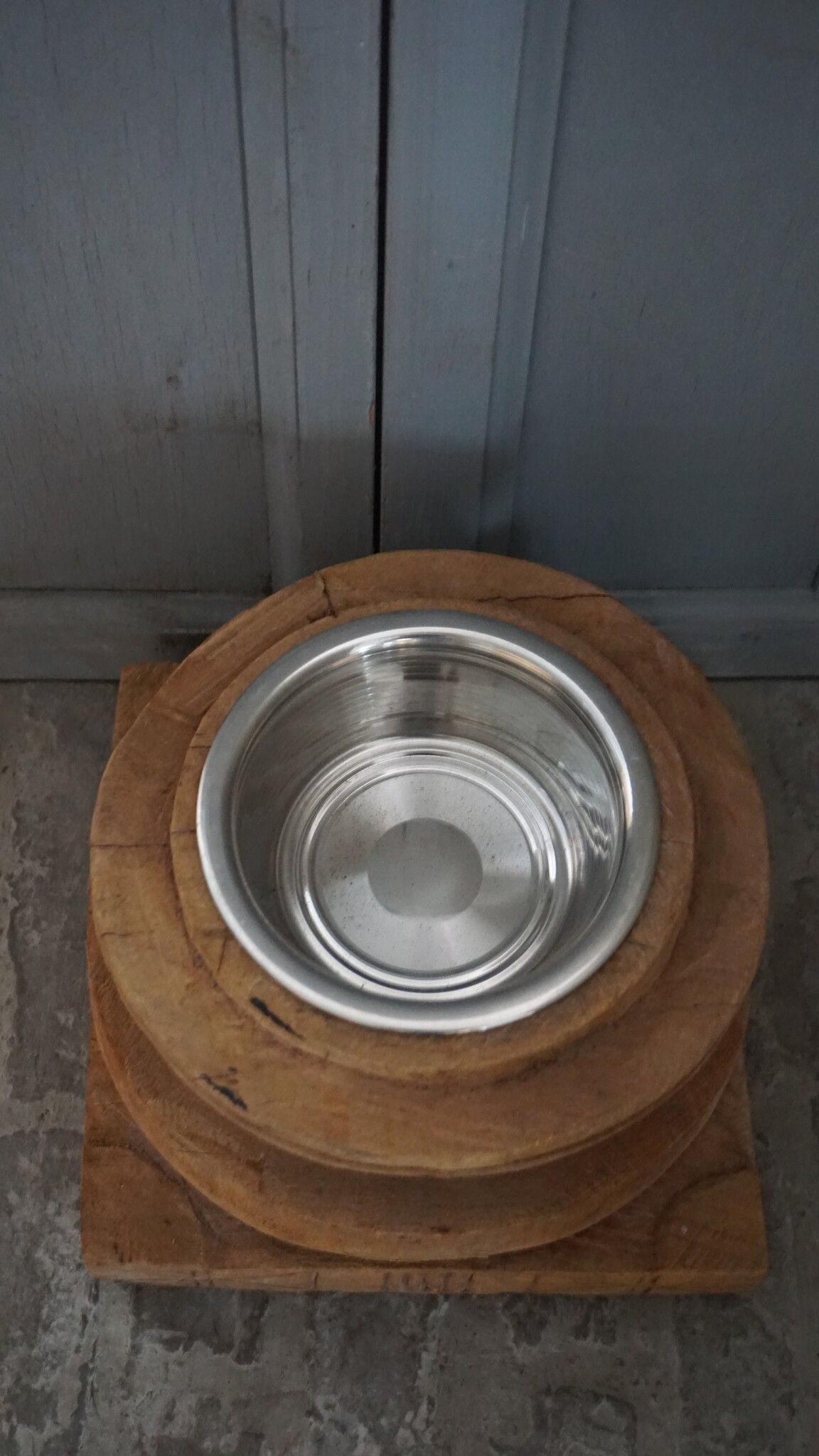 Rene Houtman Voerbak | Oud Indische Poer | H20 x D25 cm