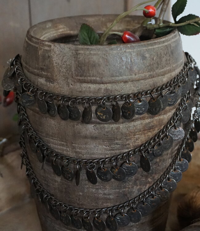 Rene Houtman Nepalese Kruik Met Ketting | H29 x D16 cm