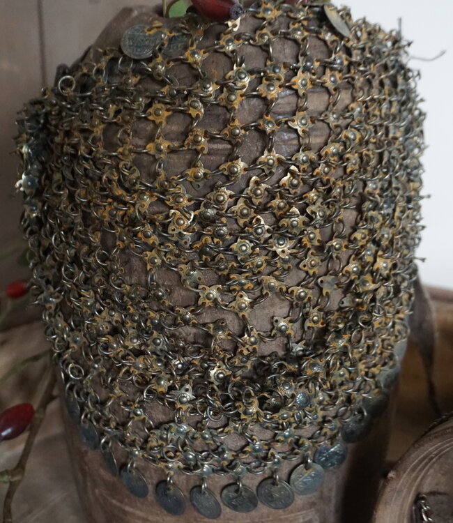 Rene Houtman Nepalese Kruik Met Ketting | H30 x D15 cm