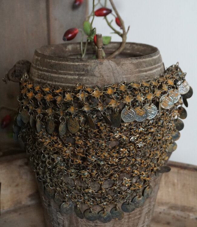 Rene Houtman Nepalese Kruik Met Ketting | H29 x D7 cm