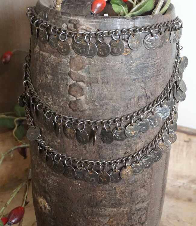Rene Houtman Nepalese Kruik Met Ketting | H30 x D14 cm