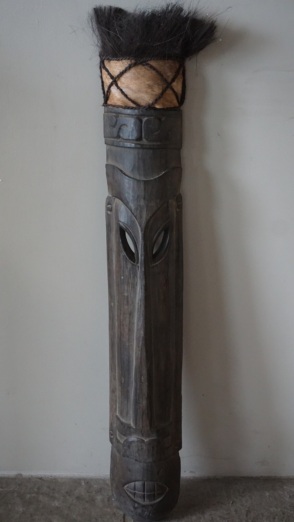Rene Houtman Houten Tribal Masker | Indonesisch | H106 x B17 cm
