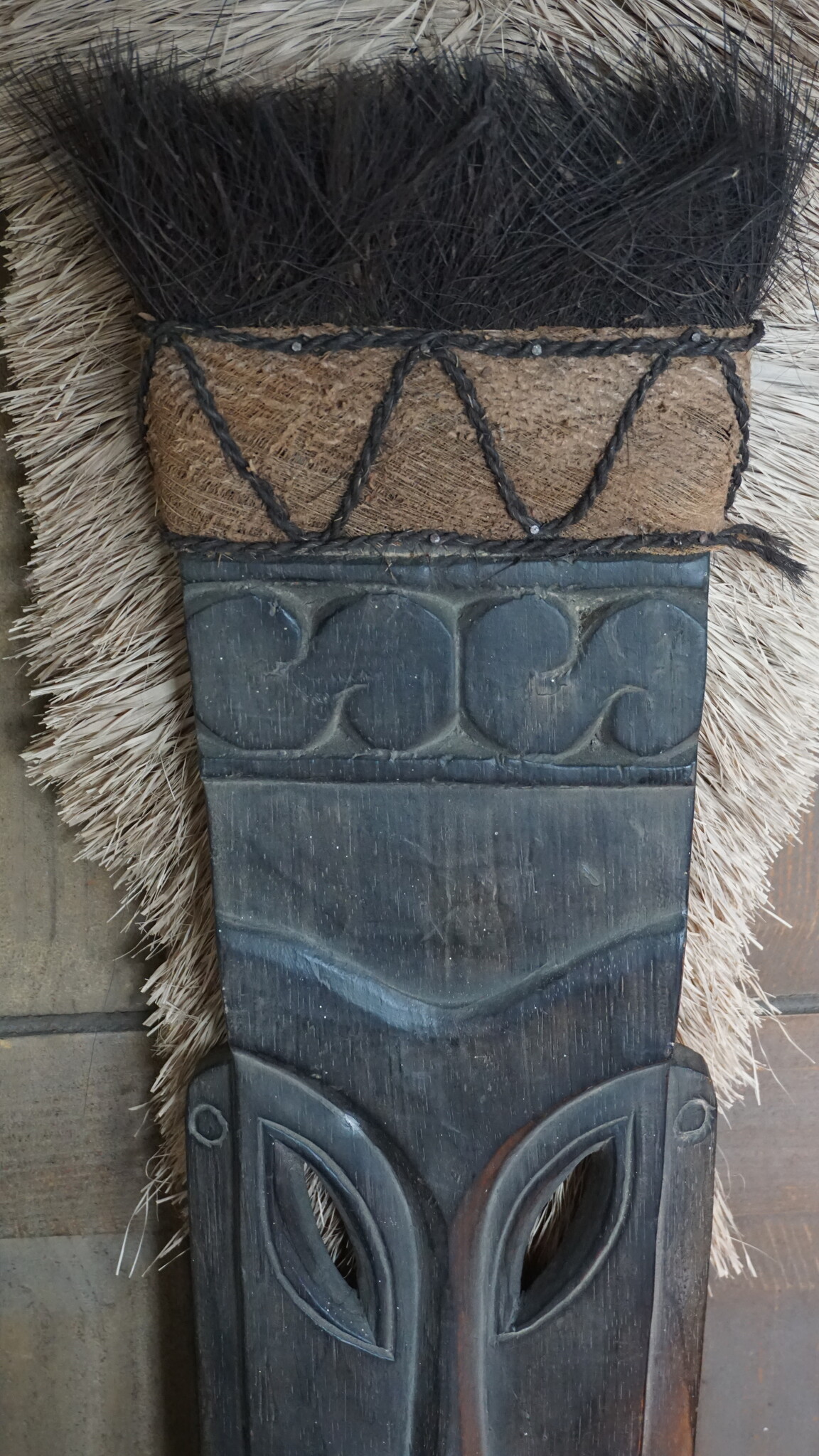 Rene Houtman Houten Tribal Masker | Indonesisch | H107 x B17 cm