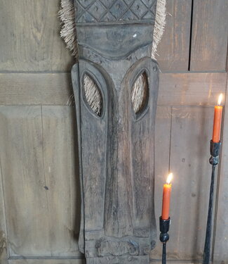 Rene Houtman Houten Tribal Masker | Indonesisch | H104 x B21 cm Rene Houtman Houten Tribal Masker | Indonesisch | H104 x B21 cm