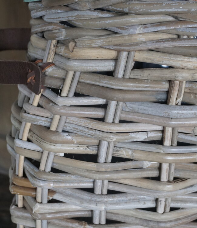 Rene Houtman Vensterbank Mand | Rotan | Medium | H40 x B45 x D17 cm
