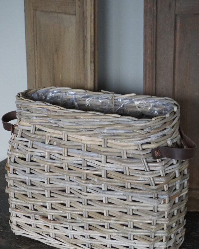 Rene Houtman Vensterbank Mand | Rotan | Medium | H40 x B45 x D17 cm