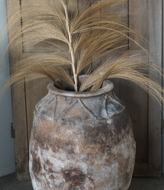 Rene Houtman Oude Nepalese Pot | H64,5 x D50 cm