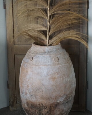 Rene Houtman Oude Nepalese Pot | H80 x D50 cm