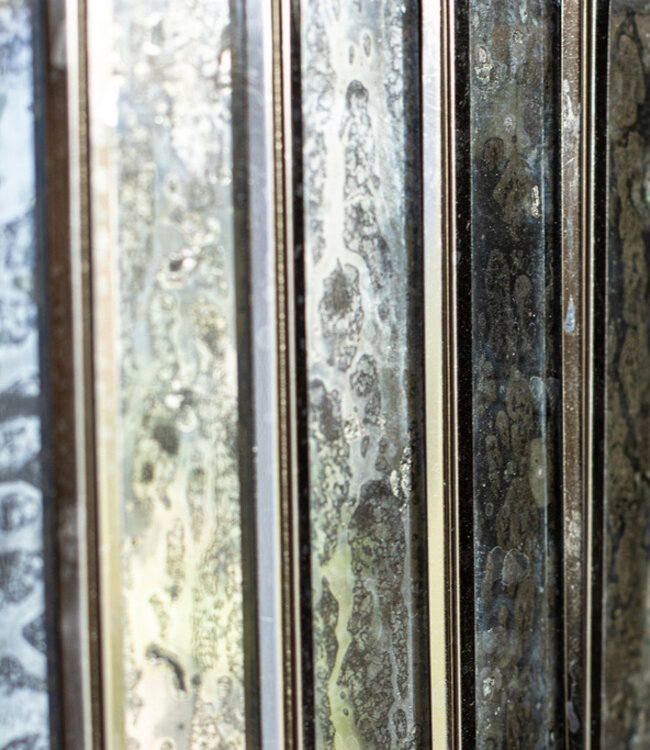 PTMD Hanglamp van antiek rond glas met messing ijzeren afwerking.