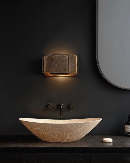 Frezoli Wandlamp Stoine | Donker Messing | Aluminium