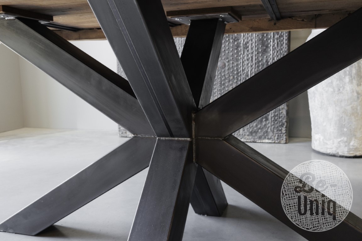 Be-Uniq Eettafel New York | Ovaal | 240 cm | Incl. Spinpoot