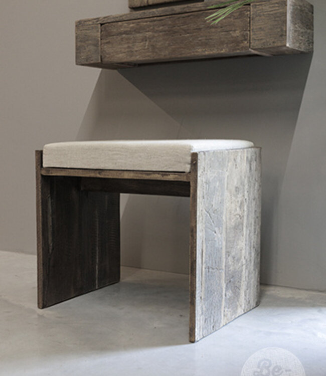 Be-Uniq Houten Kruk Lea | Met Linnen Zitkussen | Oud Hout