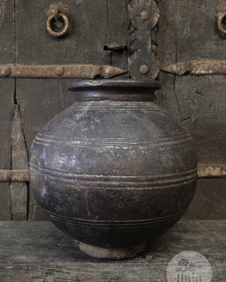 Be-Uniq Antieke Claypot | India | H31xB30xD30 cm