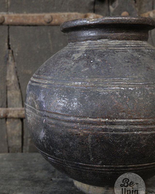 Be-Uniq Antieke Claypot | India | H31xB30xD30 cm