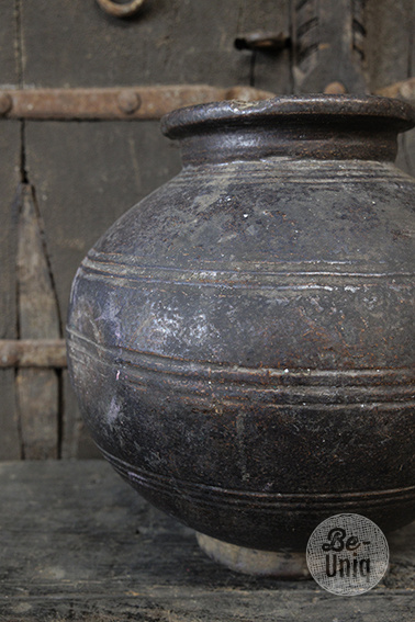 Be-Uniq Antieke Claypot | India | H31xB30xD30 cm