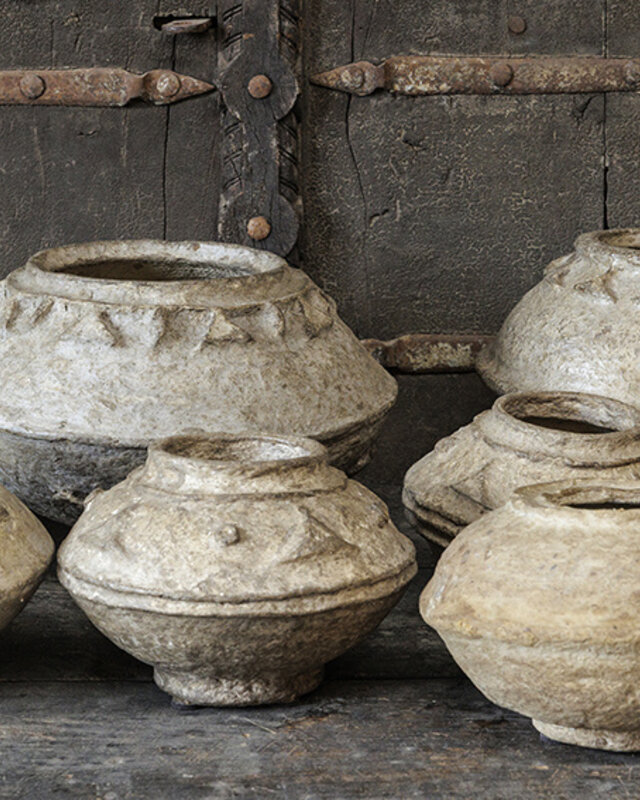 Be-Uniq Set Van 9 Oude Papier Mache Potten | India