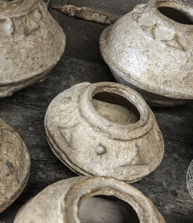 Be-Uniq Set Van 9 Oude Papier Mache Potten | India