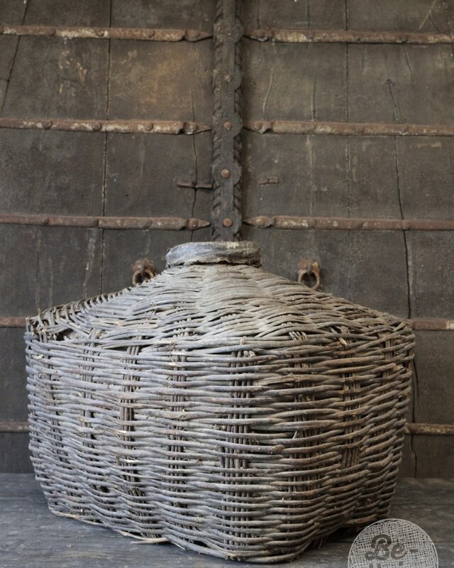 Be-Uniq Grote Antieke Vismand | H52 x B70 x D58 cm