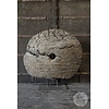 Origineel Oud Wiel Op Standaard | India | H65xB64xD15 cm