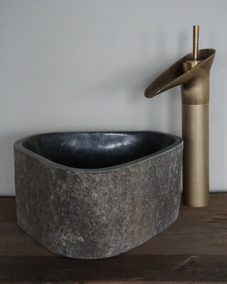 Rene Houtman Kleine Stenen Waskom + Spoelgat | H15 x B28 x D27 cm