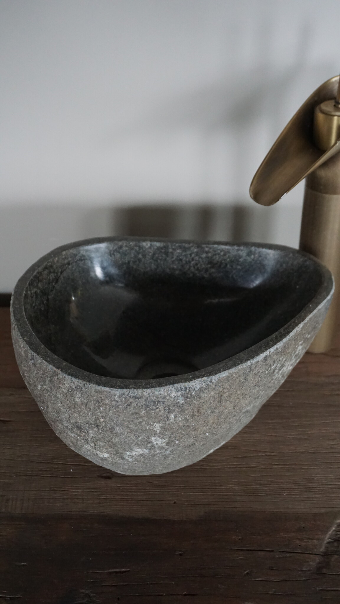 Rene Houtman Kleine Stenen Waskom + Spoelgat | H14 x B28 x D23 cm